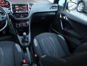 Peugeot 208  1.4 VTi 