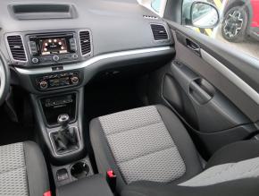 Volkswagen Sharan  2.0 TDI 