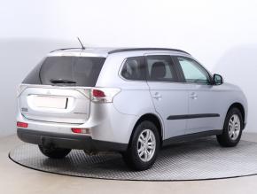 Mitsubishi Outlander  2.0 