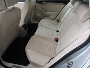 Volkswagen Passat  2.0 TDI Highline 