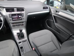 Volkswagen Golf  2.0 TDI 