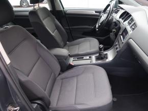 Volkswagen Golf  2.0 TDI 