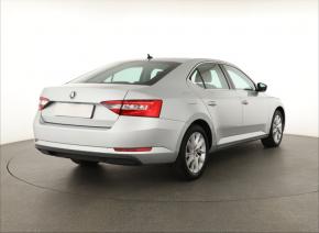 Škoda Superb  2.0 TDI 