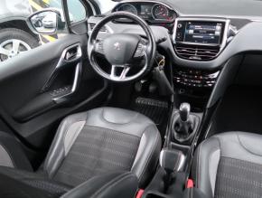 Peugeot 2008  1.6 BlueHDi 