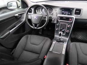 Volvo V60  D4 2.0 