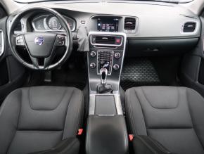 Volvo V60  D4 2.0 