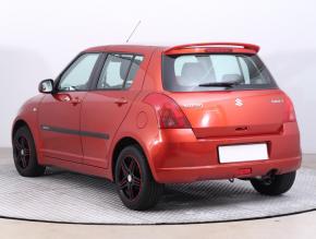 Suzuki Swift  1.3 i 