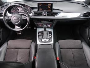 Audi A6  3.0 TDI S line 