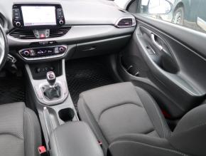 Hyundai i30  1.6 CRDi 