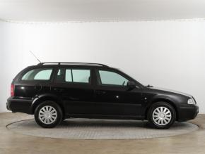 Škoda Octavia  1.6 Tour 