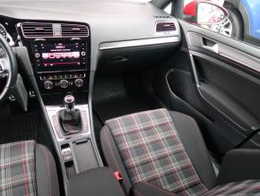 Volkswagen Golf  2.0 GTI 