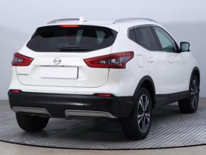 Nissan Qashqai  1.6 DIG-T N-Connecta 