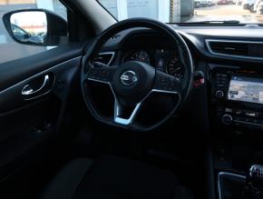 Nissan Qashqai  1.6 DIG-T N-Connecta 