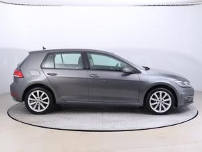 Volkswagen Golf  1.0 TSI 