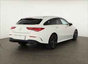 Mercedes-Benz CLA  200d AMG Paket 