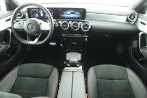 Mercedes-Benz CLA  200d AMG Paket 