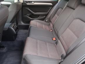 Volkswagen Passat  2.0 TDI 