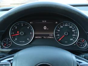 Volkswagen Touareg  3.0 TDI 