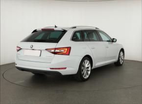 Škoda Superb  2.0 TDI 