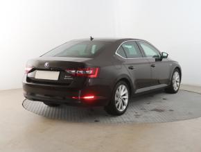 Škoda Superb  1.8 TSI Laurin&Klement 