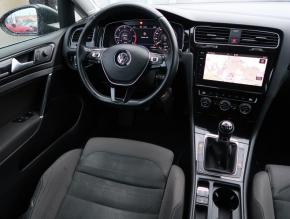 Volkswagen Golf  2.0 TDI 