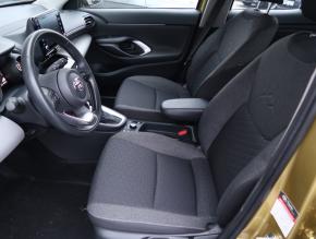 Toyota Yaris Cross  1.5 VVT-iE E-Four 