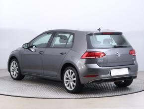 Volkswagen Golf  1.0 TSI 