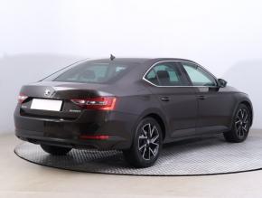 Škoda Superb  2.0 TDI 