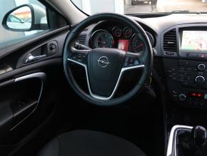 Opel Insignia  2.0 CDTI 