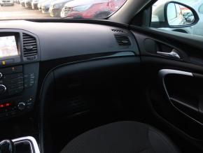 Opel Insignia  2.0 CDTI 