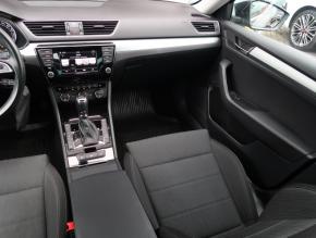 Škoda Superb  2.0 TDI 