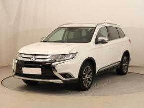 Mitsubishi Outlander  2.2 DI-D Instyle 