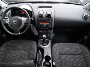 Nissan Qashqai  1.6 