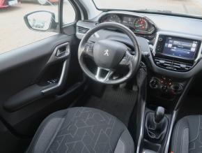 Peugeot 2008  1.2 PureTech Active 