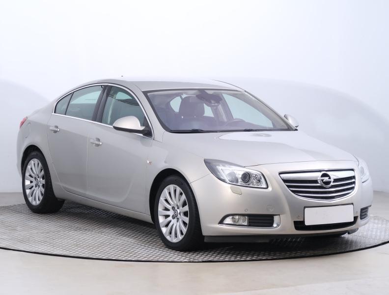 Opel Insignia  2.0 Turbo