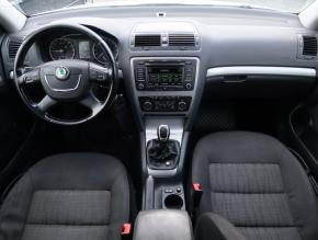 Škoda Octavia  2.0 TDI Elegance 