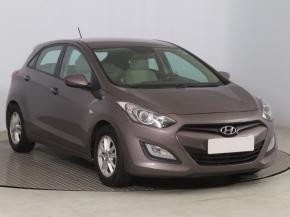 Hyundai  1.6 MPI Trikolor