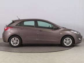 Hyundai i30  1.6 MPI Trikolor 