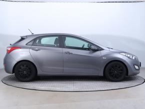 Hyundai i30  1.4 CVVT 