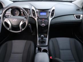 Hyundai i30  1.4 CVVT 