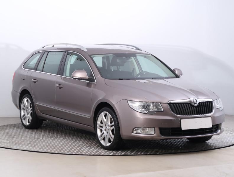 Škoda Superb  1.8 TSI Elegance