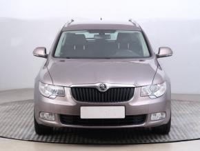 Škoda Superb  1.8 TSI Elegance 