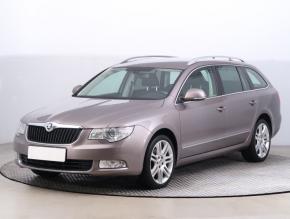 Škoda Superb  1.8 TSI Elegance 