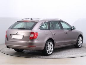 Škoda Superb  1.8 TSI Elegance 