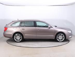 Škoda Superb  1.8 TSI Elegance 