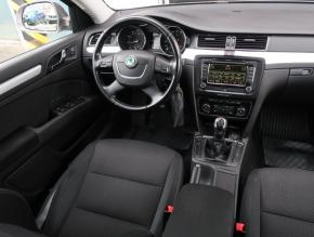 Škoda Superb  1.8 TSI Elegance 