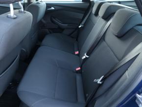 Ford Focus  1.6 i Trend 