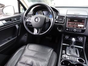 Volkswagen Touareg  3.0 TDI 