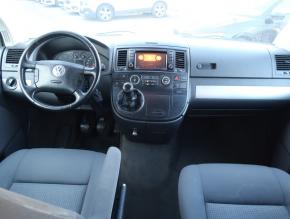 Volkswagen Multivan  2.5 TDI 