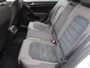 Volkswagen Golf  1.6 TDI 